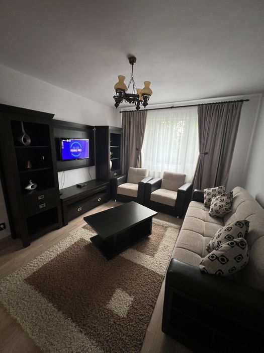 Apartament cu 2 camere de inchiriat