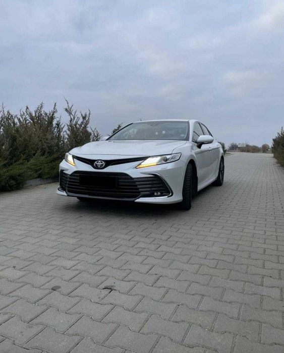 Toyota Camry 2021