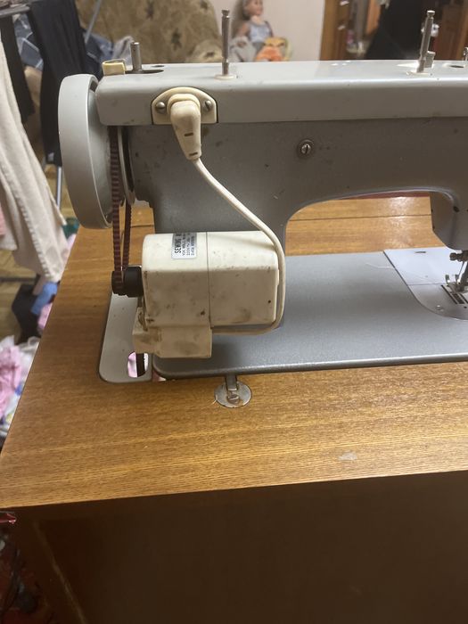 Швейная машинка ПОДОЛЬСК-142