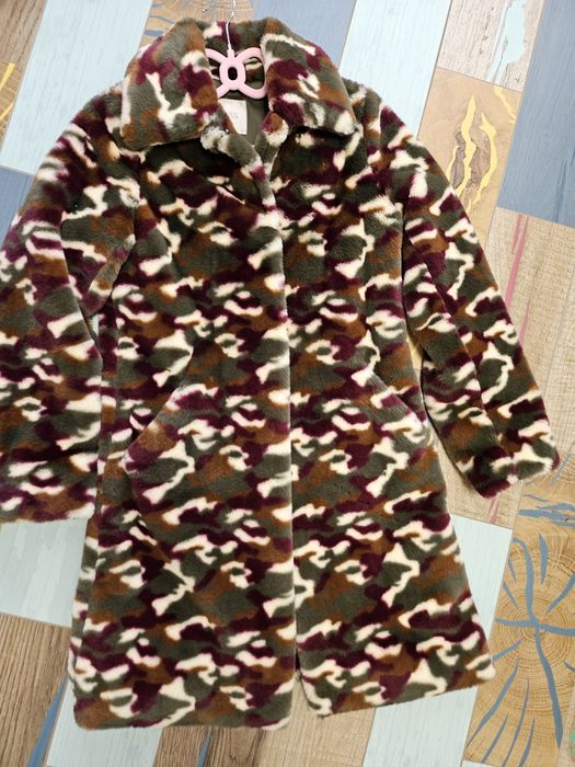 Палто с косъм Guess XS