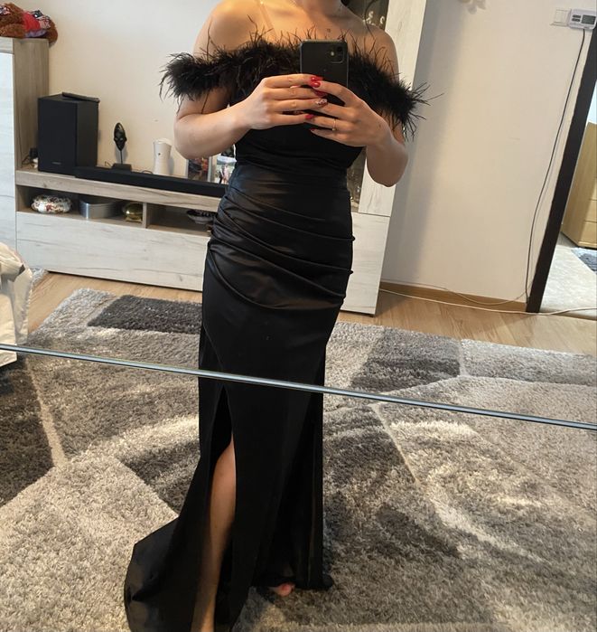 Rochie neagra - purtata o singura data