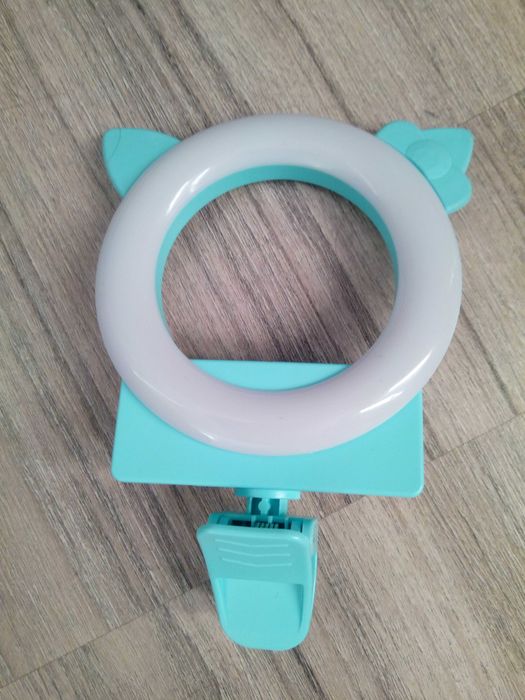 Продам лампу для селфи