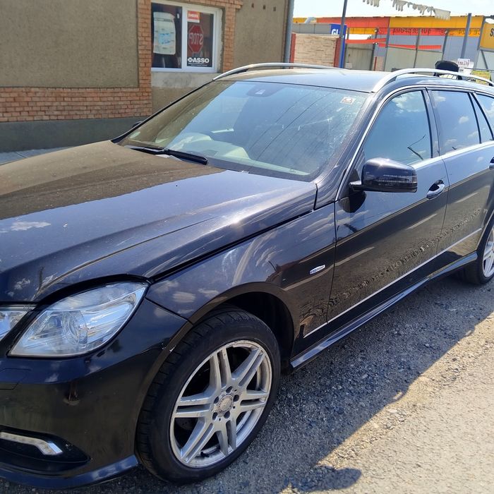 Aripa stanga/dreapta Mercedes E-Class w212 an 2009-2013