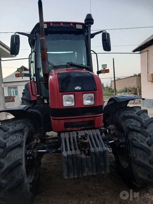 Belarus traktor Sirdaryo tumanida