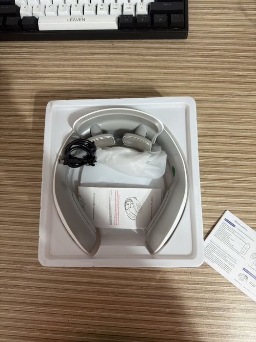 Продам массажер для шеи, покалывание, терапия.