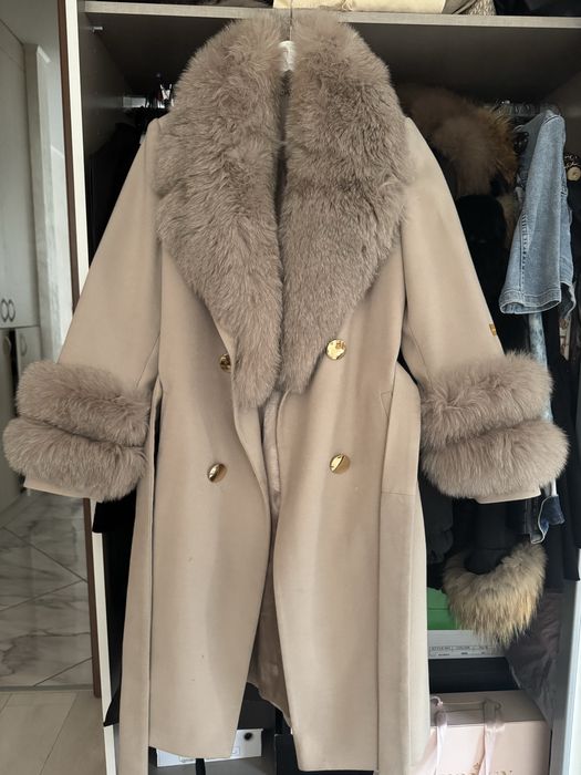 Луксозни дамси палта