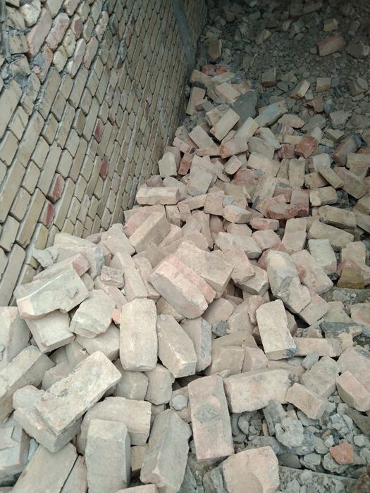 Бу кирпич стандарт, Бу пишган гишт, Standart bu gisht