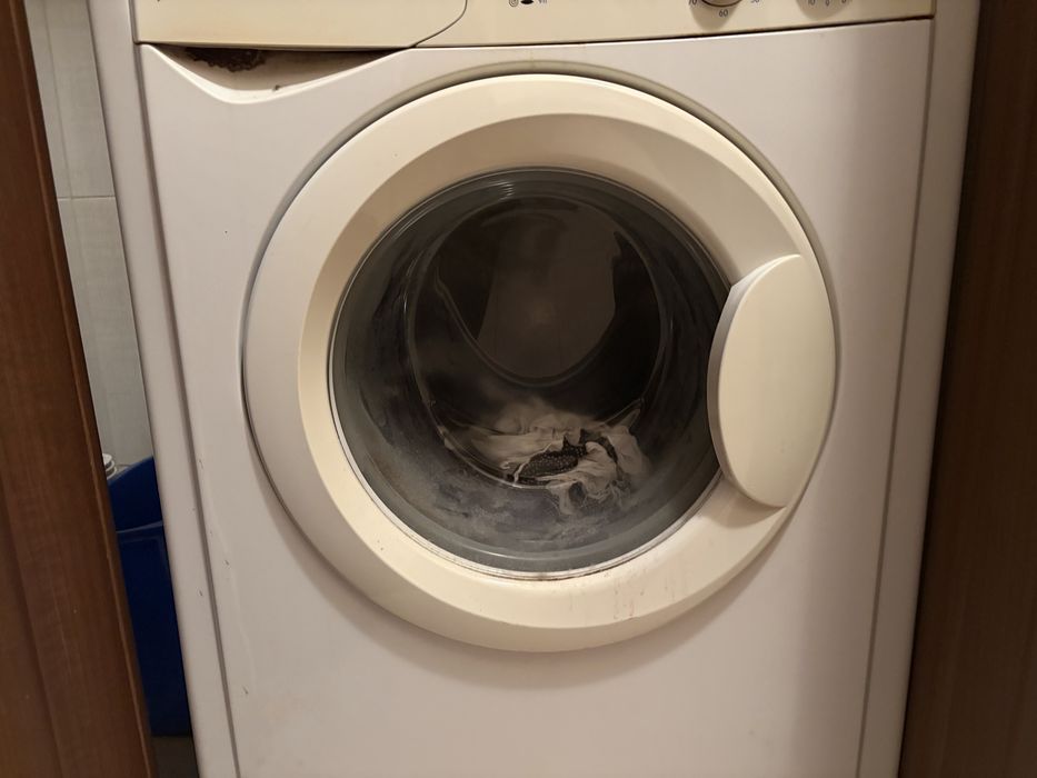 Пералня Indesit 5 кг / 600 об./мин. – работи без проблем