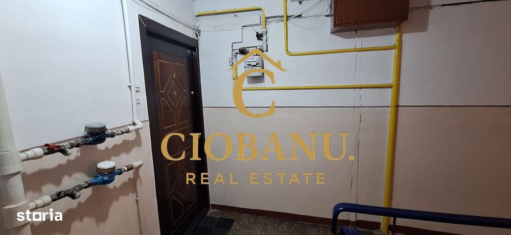 Apartament De Vanzare Etaj 2/4 Decomandat Zona 1 Mai