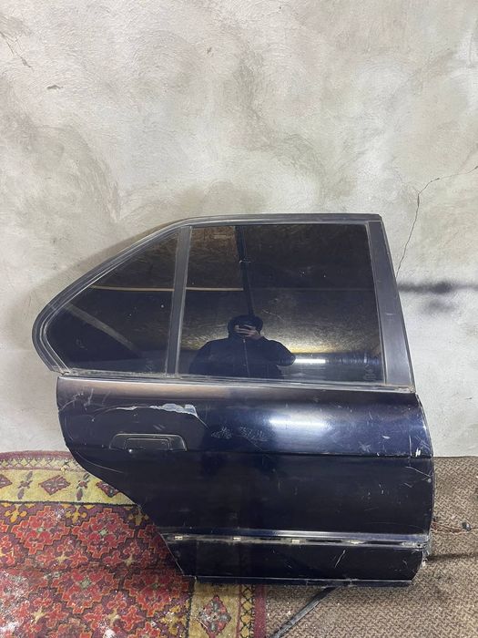 Двери, багажник на БМВ е34