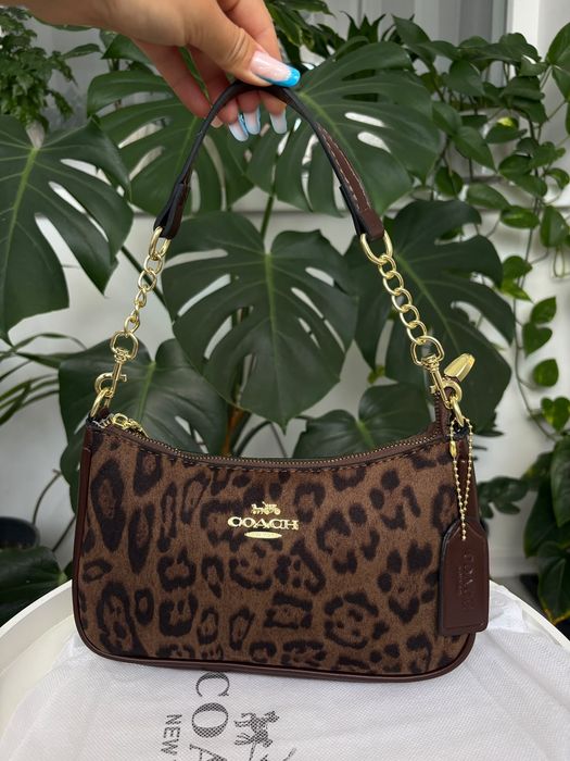 Coach Terry sholder animal print