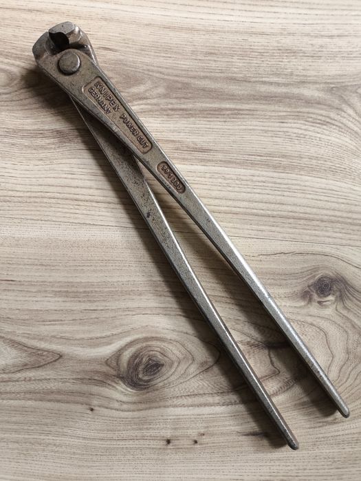 Нови профи. истински инструменти Knipex
