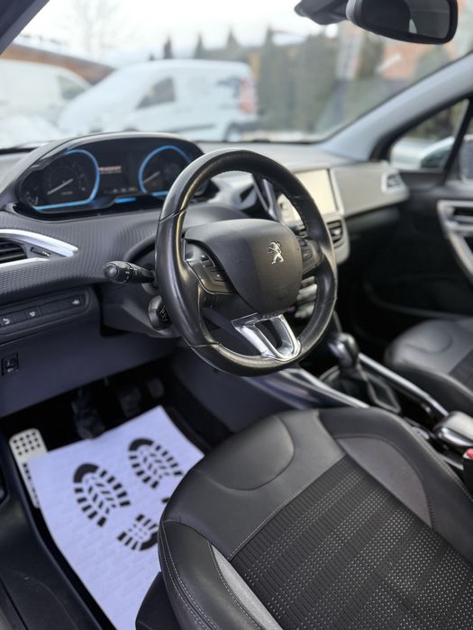 Peugeot 2008 1.6 Diesel Euro 5 Senzori/Navigatie/Led