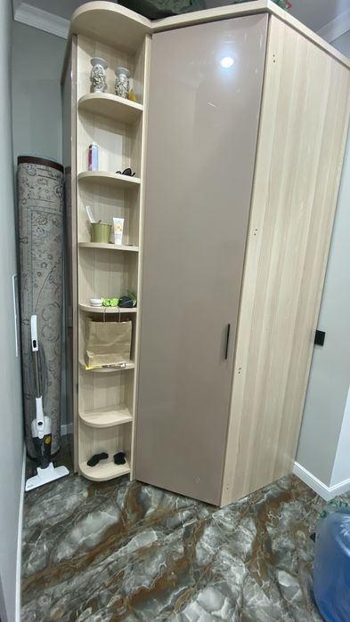 Угловой шкаф от Дятькова