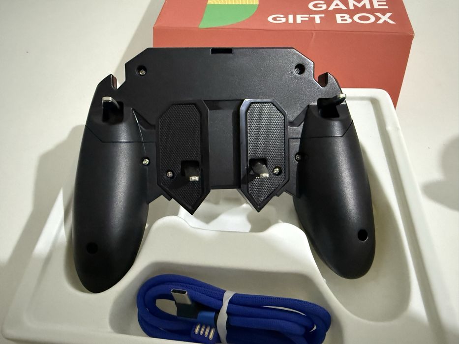 Геймпад для смартфона