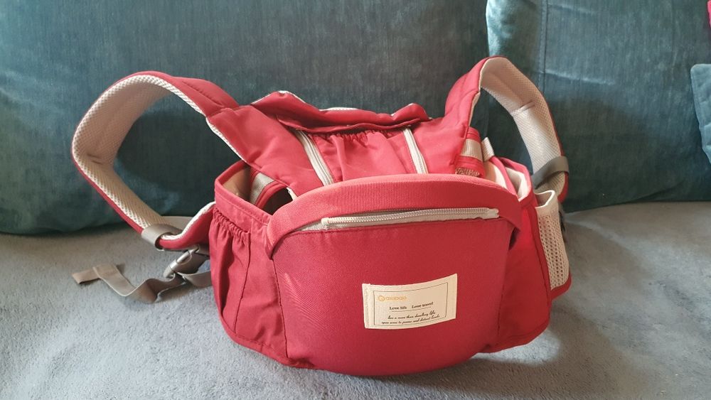 Marsupiu bebe cu scaunel