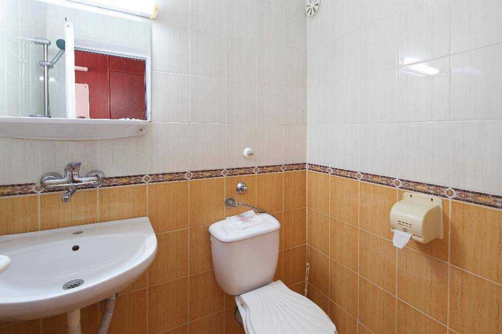 Продава се Хотел в к.к. Слънчев бряг - 6370 кв.м за 400 €/кв.м - Снимка #5