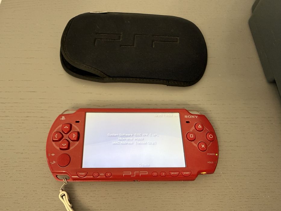 PSP 2000 Deep Red Modat
