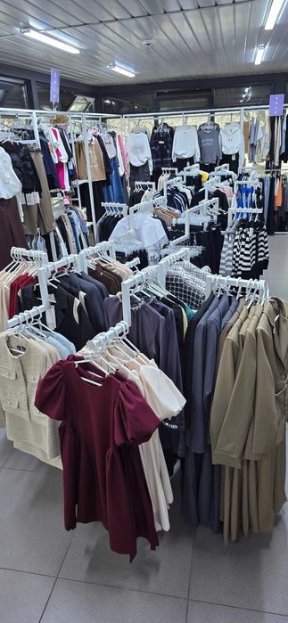 Оборудование для магазина одежды