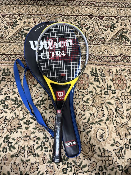 Продам тенесную ракетку Wilson ultra pro оригинальная ракетка