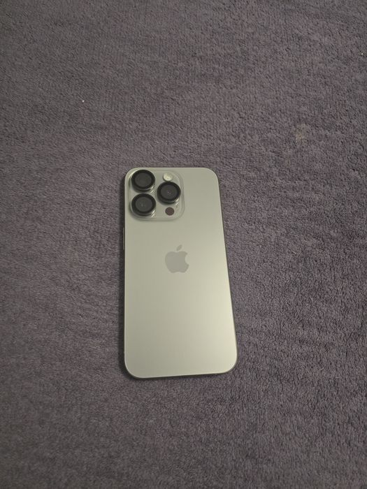 Vand/Schimb Iphone 15 pro impecabil