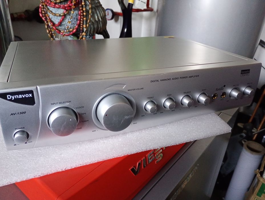 Amplificator Dynavox