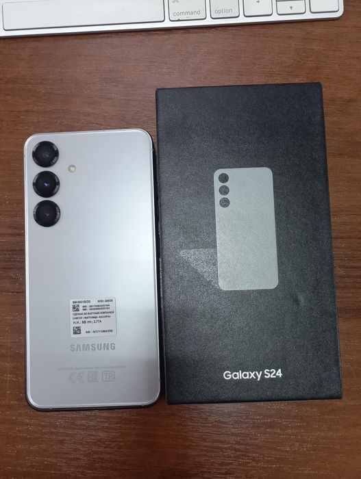 Продам samsung s24 256 gb, gray
