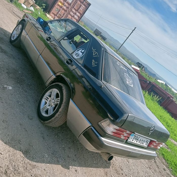 Продам 190 мэрс.