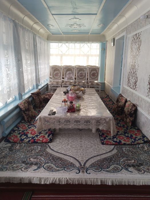 Uchaska sotiladi 6,5 sotix srochna narxi keliwiladi yana