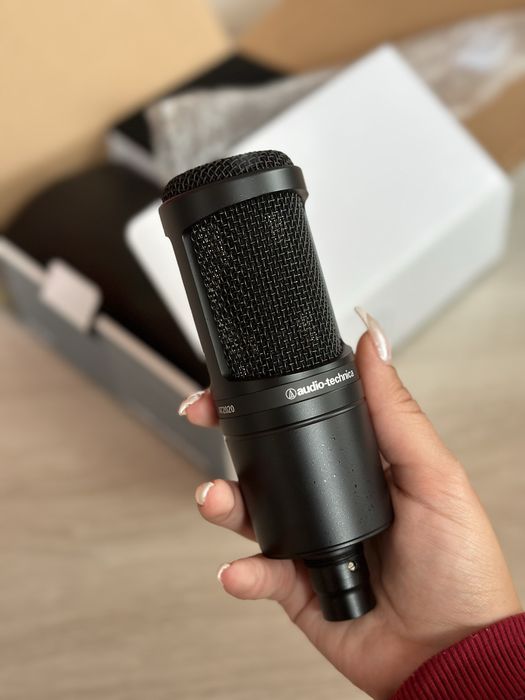 микрофон Audio-Technica AT2020 Condenser Microphone