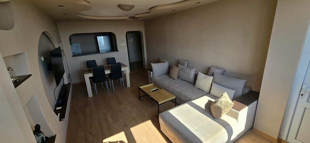 Продава се Двустаен апартамент в Бургас, Лазур - 64 кв.м за 2579 €/кв.м - Снимка #3