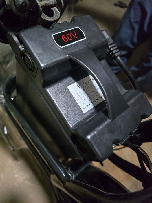 Drongo monstr yengde