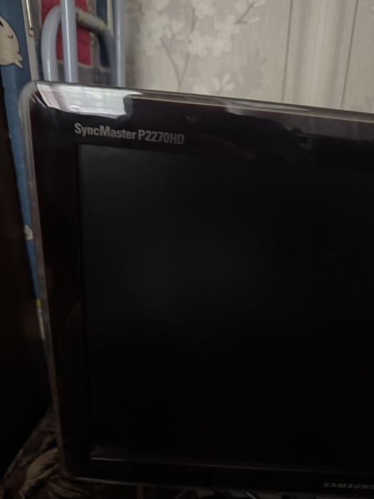 Продавам лсд 22 инча лично само
