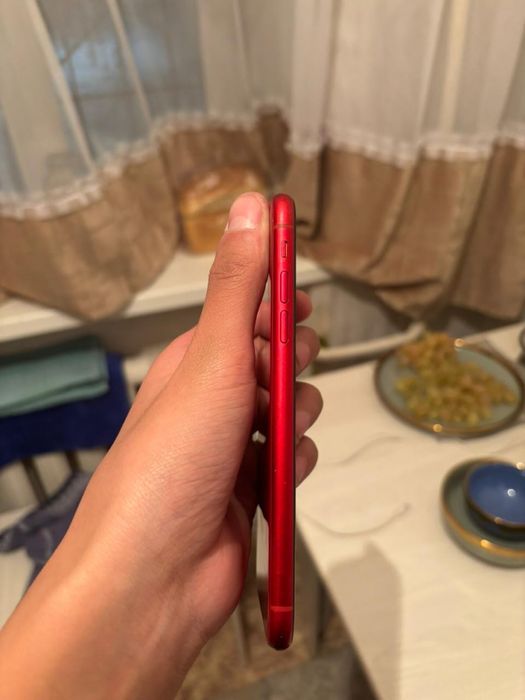 Продам айфон хр идеале