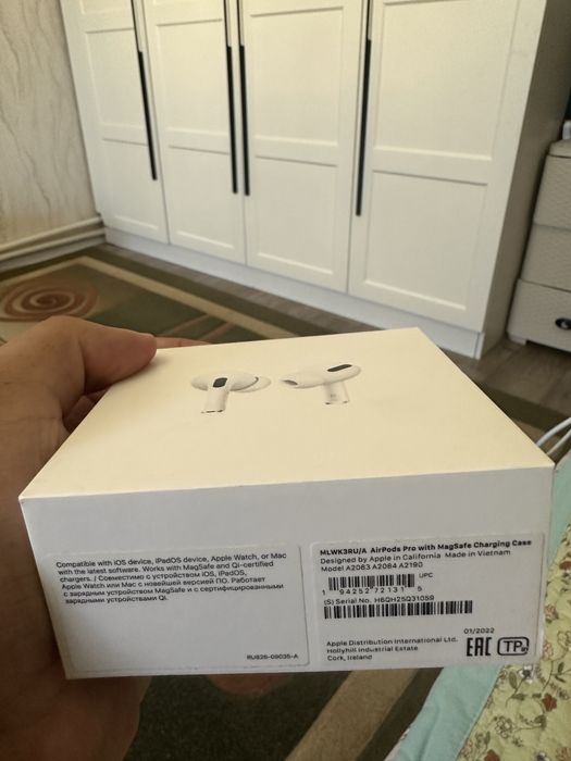 AirPods Pro 4 поколение