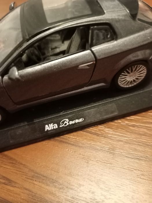 Модель Alfa Romeo Brera оригинал
