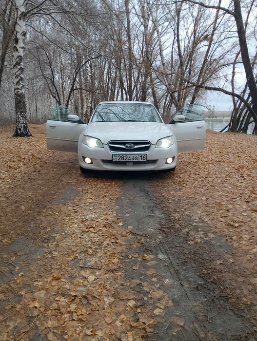 Продам суббаро легаси