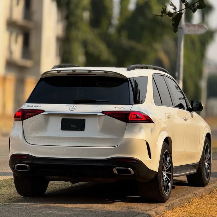 Новый Mercedes-Benz GLE 450 4MATIC