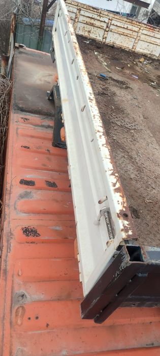Автозапчасти на грузовой автомобиль