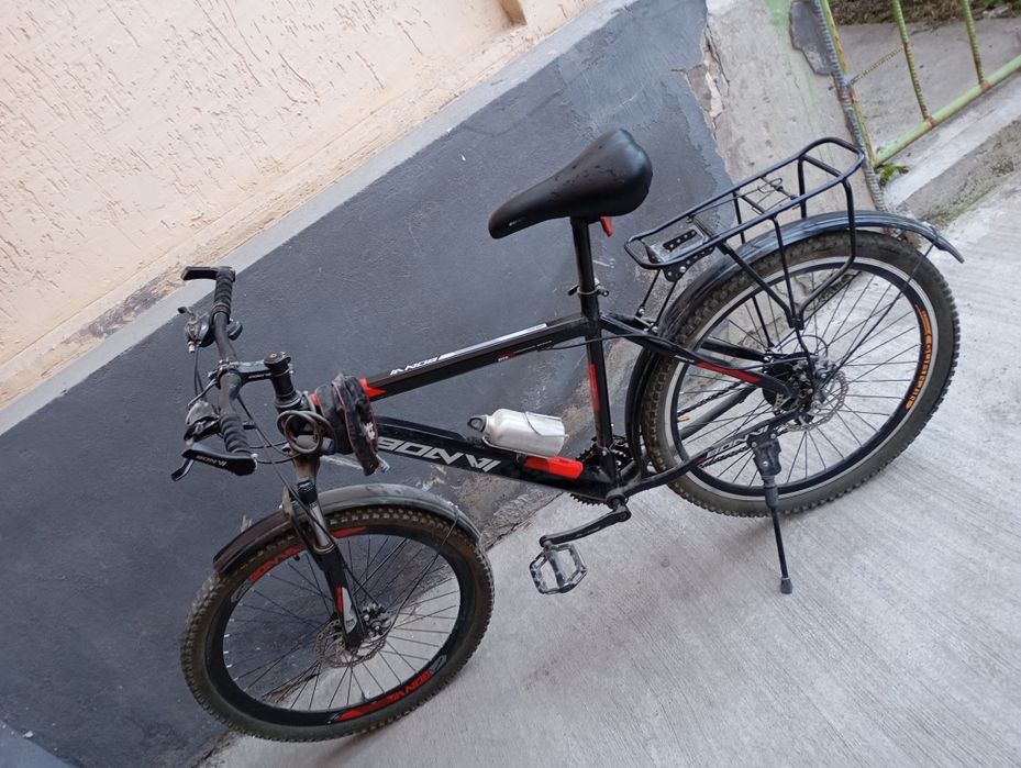 Sportivniy velosiped gonchik