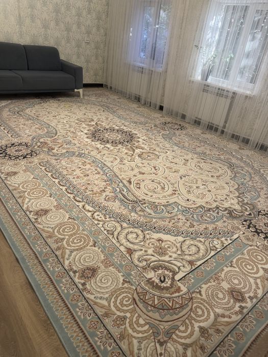Продам ковер 6*4 в хорошем состоянии