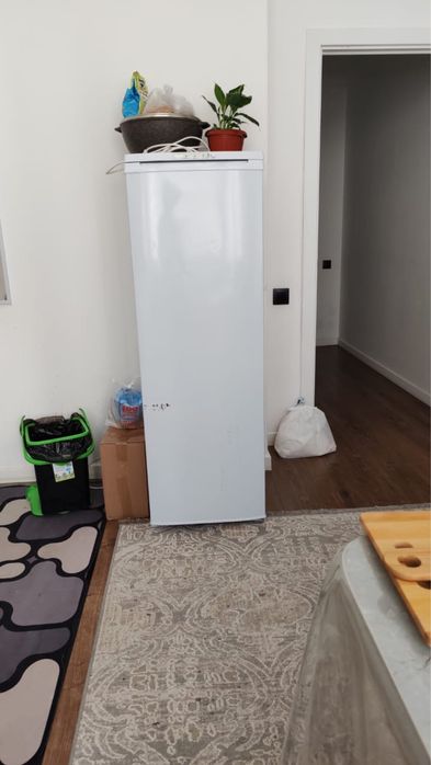 Продам Морозильник Б/у