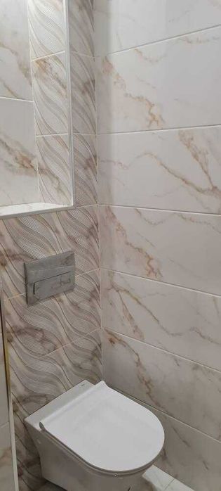 Продава се Тристаен апартамент в Пловдив, Остромила - 110 кв.м за 1864 €/кв.м - Снимка #8