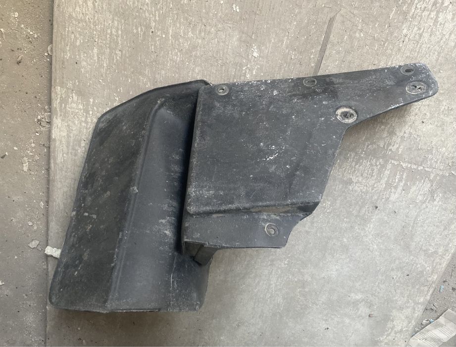 Брызговик на ЛК200