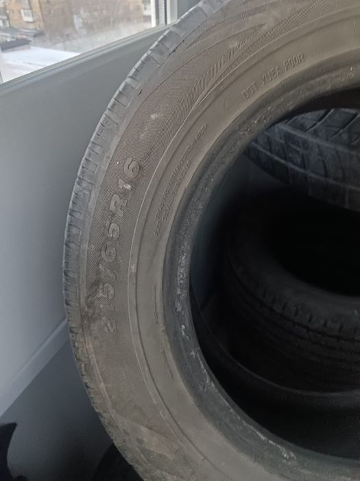 Шины для машины б/у
