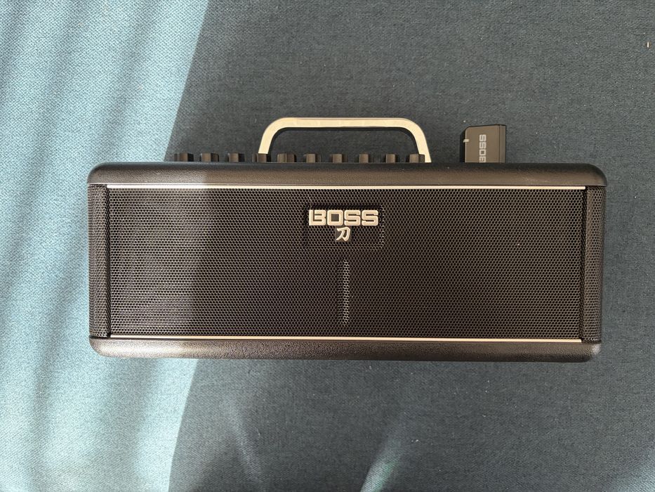 Boss Katana Air Amplificator Chitara