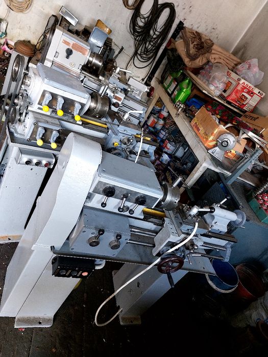 Токарный станок тв3