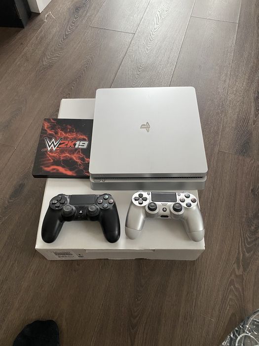 Ps 4 slim 500 GB с