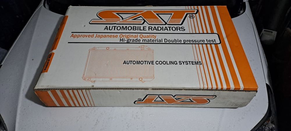 Продам радиатор ауди 100