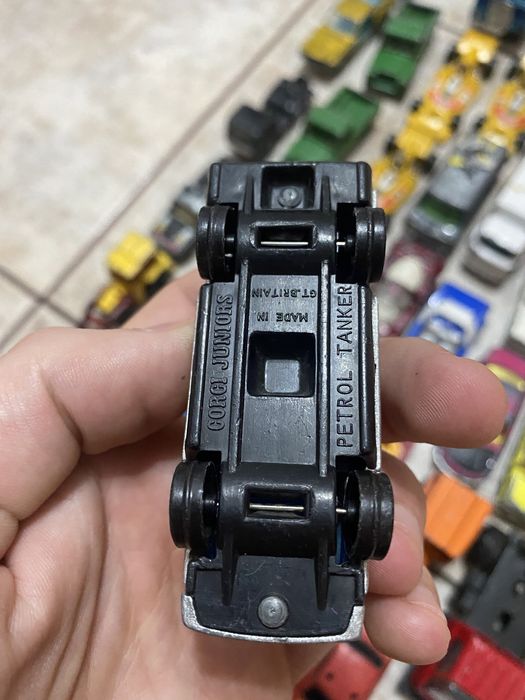 Стари/ретро метални колички